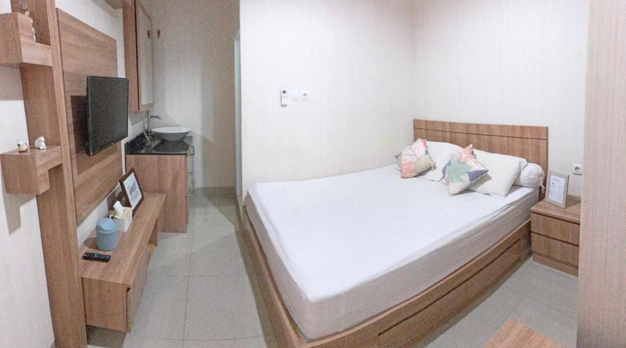 37 Guesthouse Jakarta Chambre photo