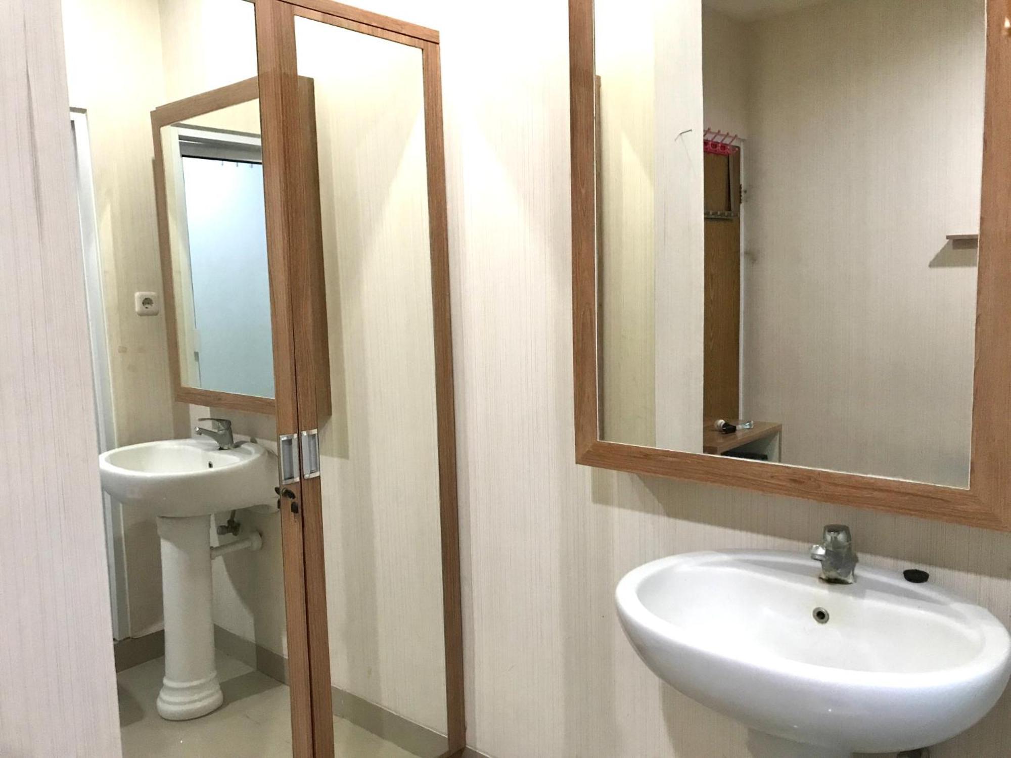 37 Guesthouse Jakarta Chambre photo