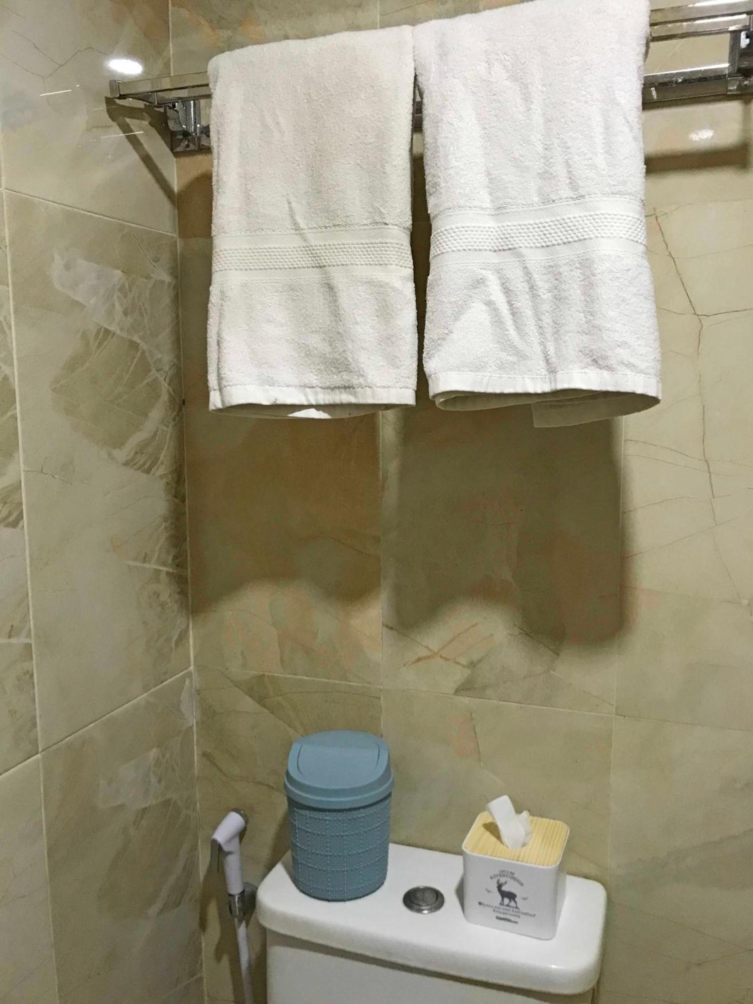 37 Guesthouse Jakarta Chambre photo